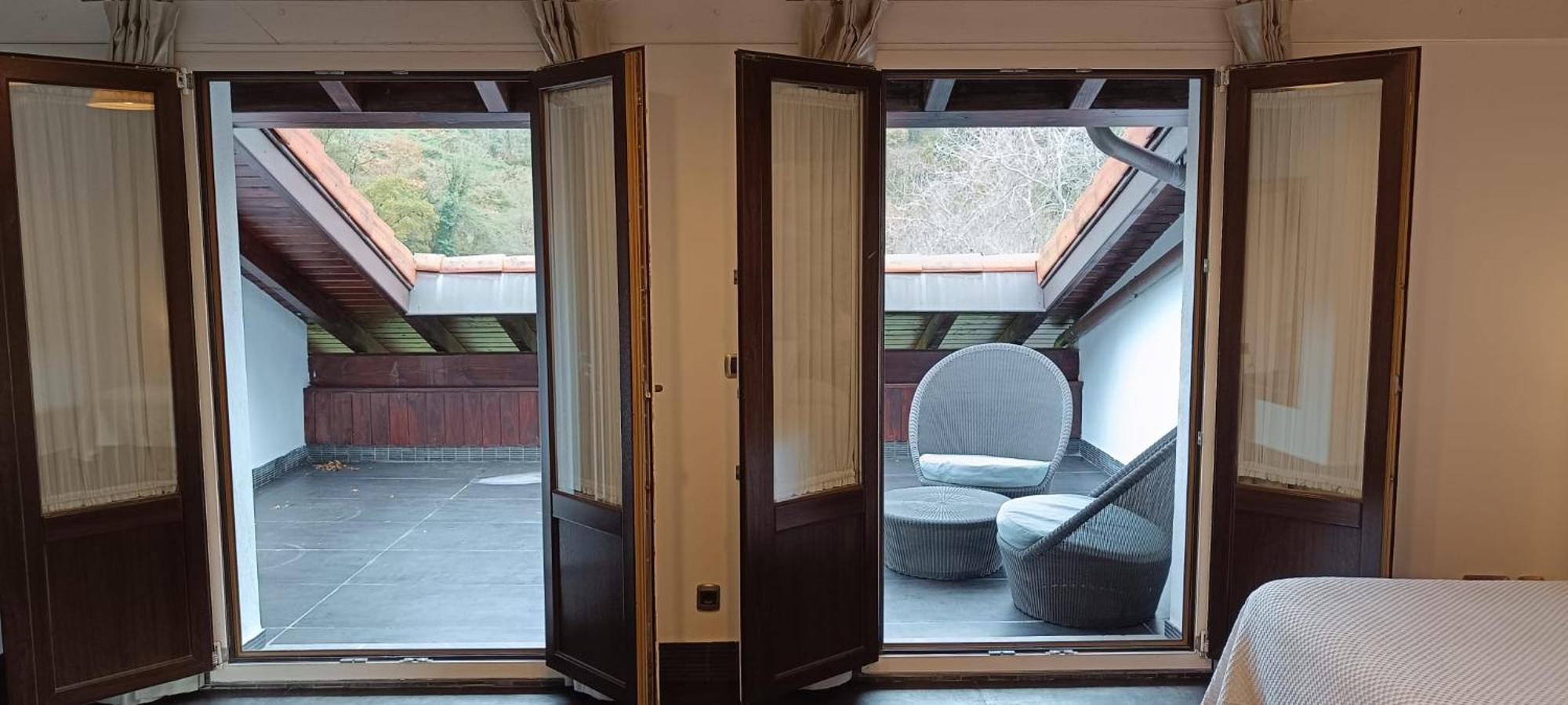 Aldori Landetxea: Adults-only Biosphere Retreat Muxika